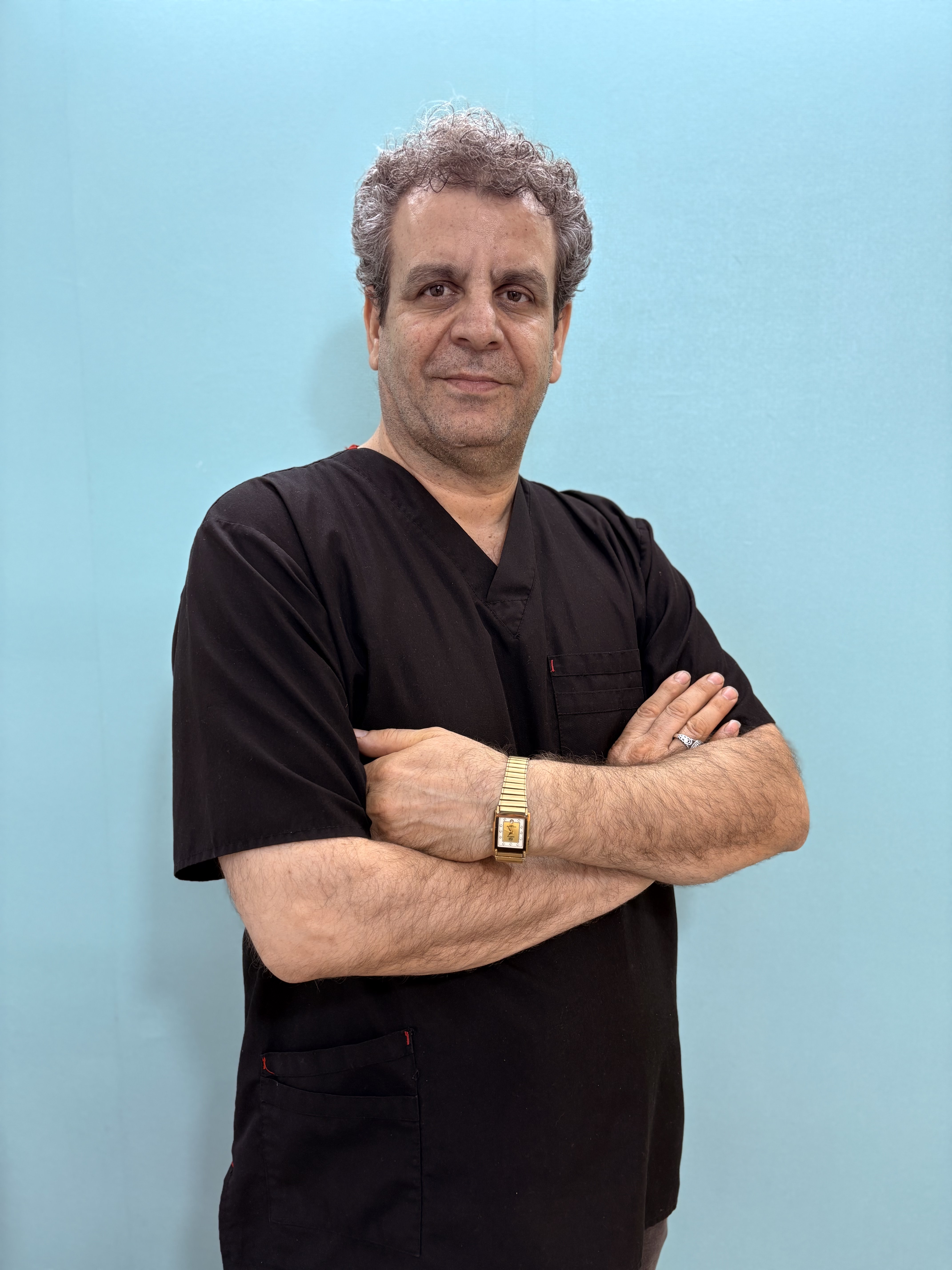 دکتر پرویز ممیوند